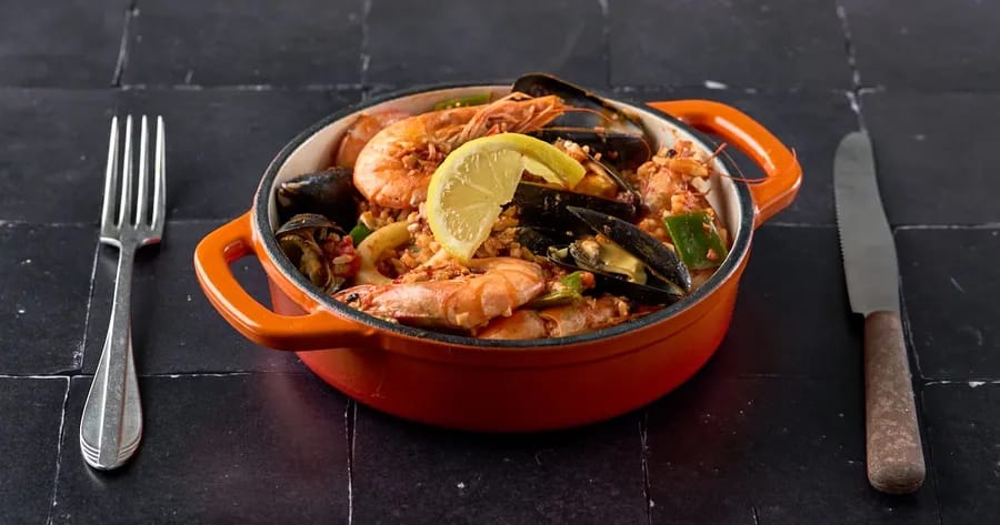 Keto paella de marisco