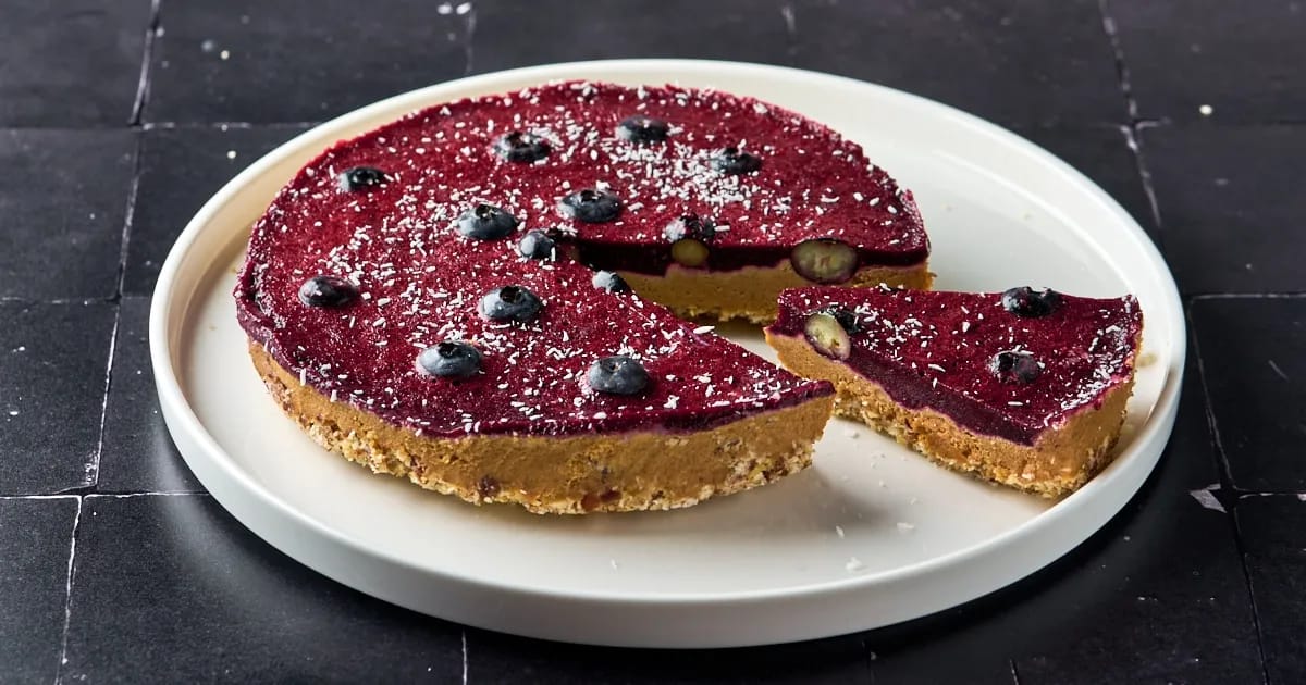 Paleo blueberry cheesecake